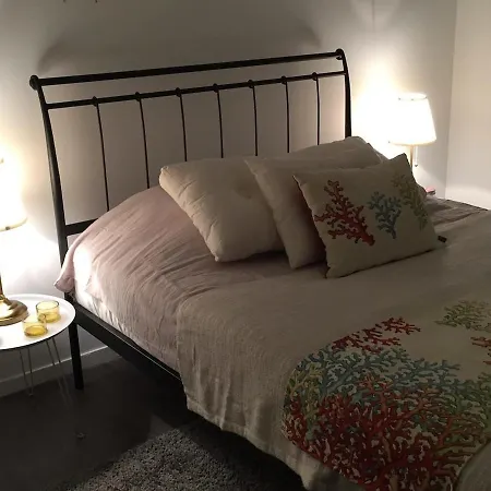 Beautiful Ground Floor 2 Bedroom 아파트 *